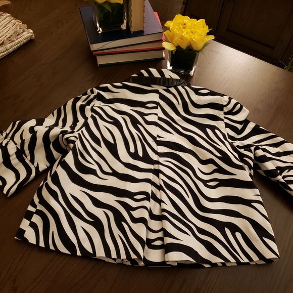 🛍Sandro Sportwear Cropped Jacket - Picture 16 of 16